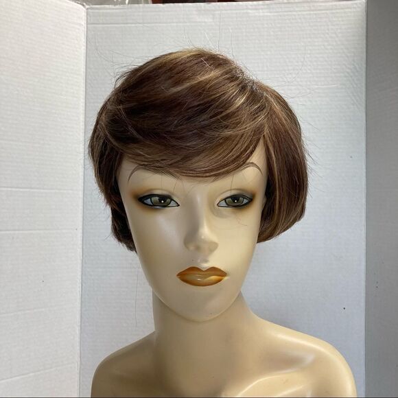 Synthetic Women’s Brown Asymmetrical hairstyle wig shortNew Without Tags‎ - Picture 11 of 12